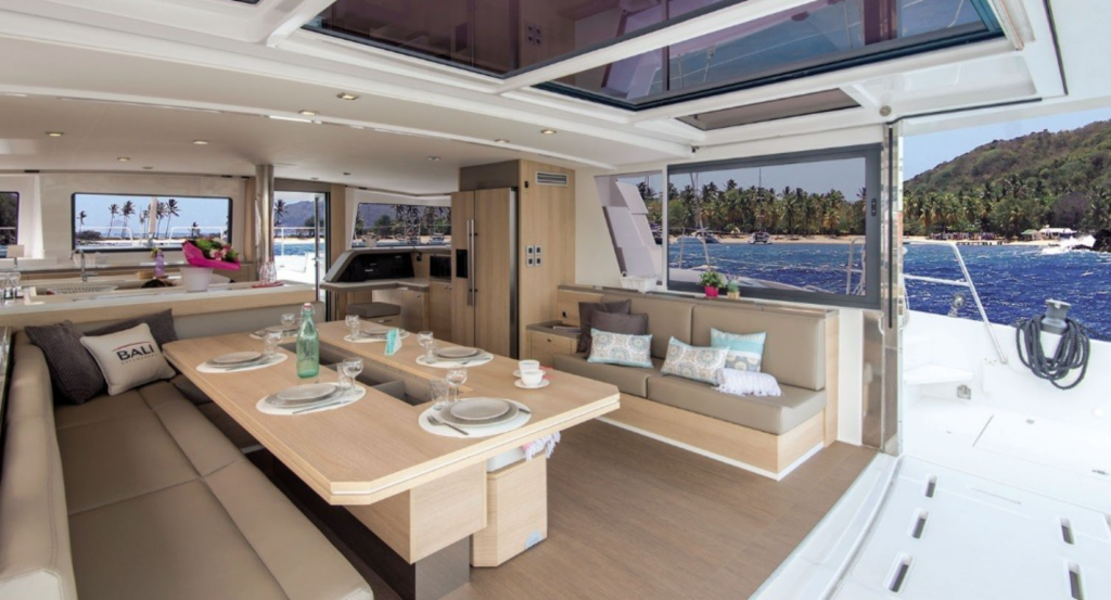 lagoon catamaran 52' ventana travel